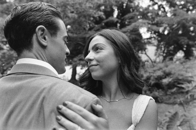 couple in Bellagio photographer by Film